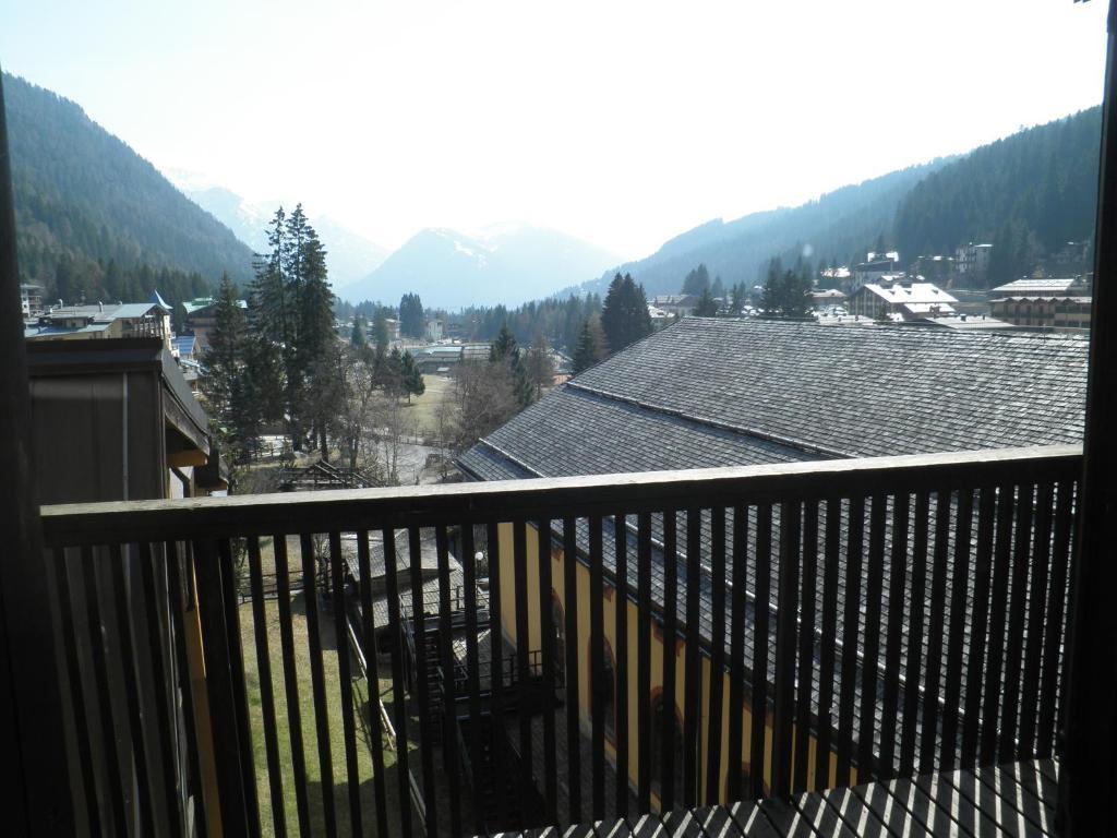 R.T.A. Hotel Des Alpes 2 Madonna Szoba fotó