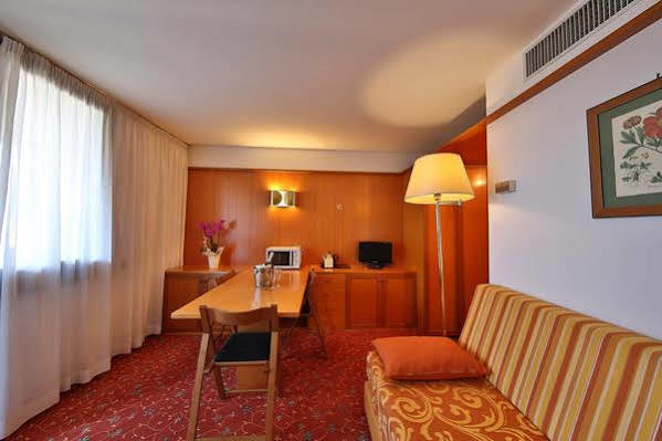 R.T.A. Hotel Des Alpes 2 Madonna Kültér fotó